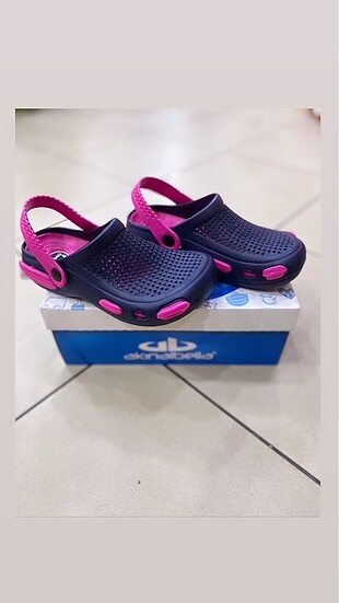 39 Beden Akınalbella Crocs Modeli