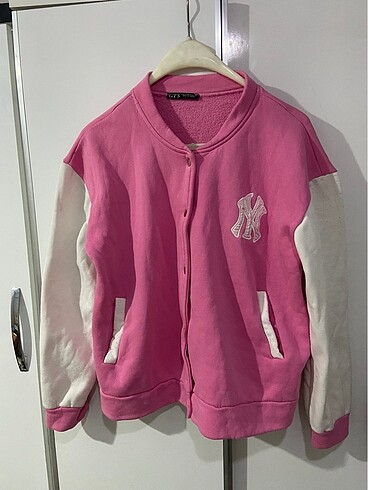 Pembe kolej çeket