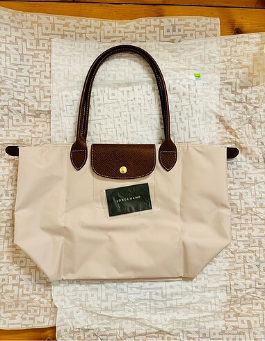 Paper rengi M size longchamp