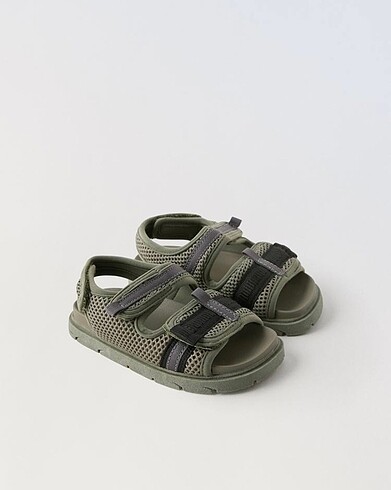 Zara file sandalet