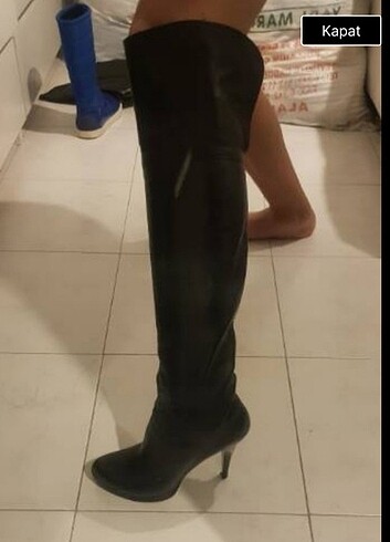 Diğer 38 numara diz üstü çizme
