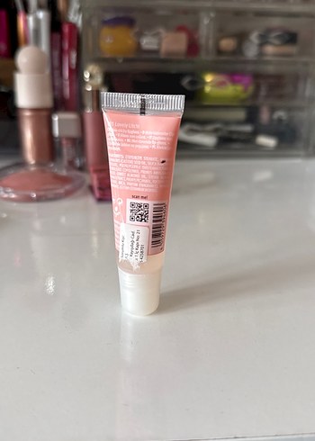 Essence Juicy Bomb Pembe Dudak Parlatıcısı - Görsel 2