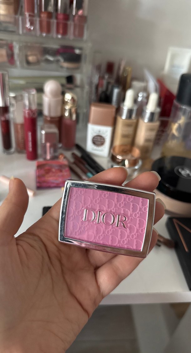 Dior rosy glow 01 pink Allık - Görsel 2