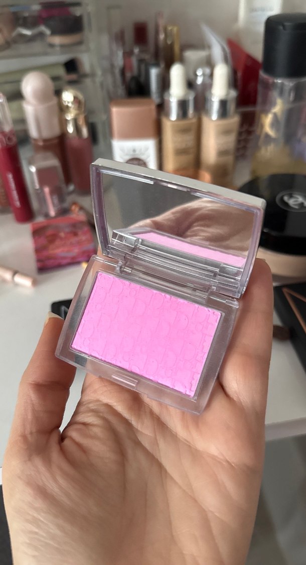 Dior rosy glow 01 pink Allık - Görsel 4