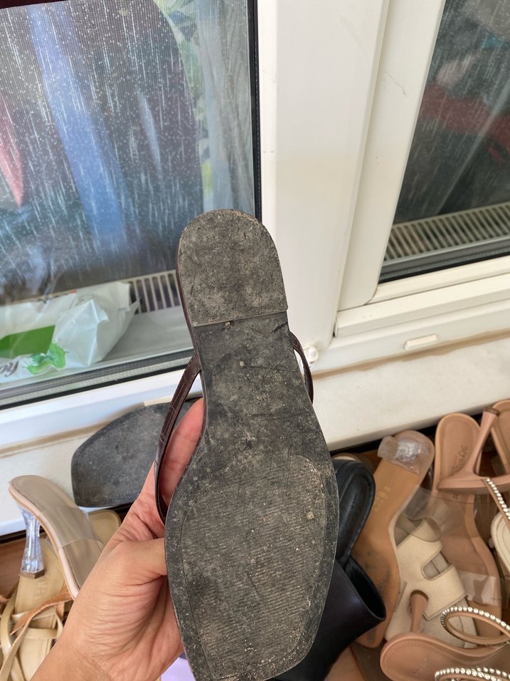 Kahverengi Yılan Desenli Topuklu Terlik - Görsel 2