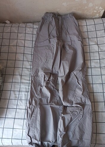 Diğer Gri paraşüt kumaş pantolon