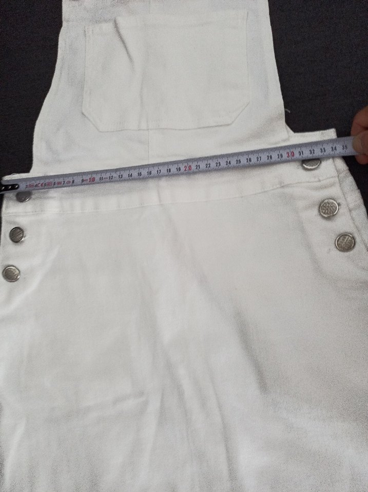 Kadın Beyaz Pamuklu Askılı Kısa Tulum - Görsel 3