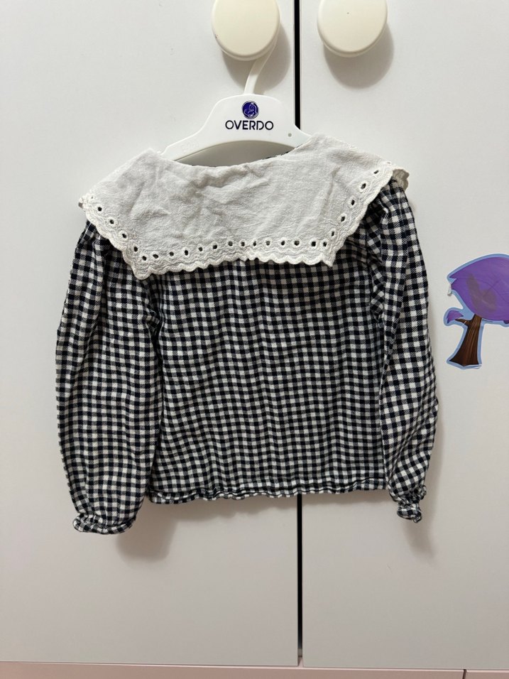 Nakışlı Beyaz Yakalı Kız Gömleği - Görsel 2