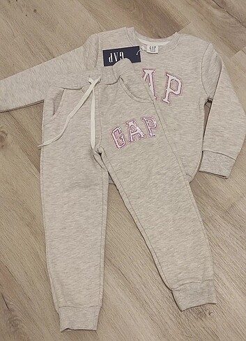 GAP pullu takım