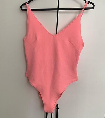 H&M pembe alttan çırçıtlı,