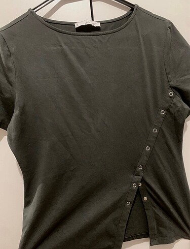l Beden gri Renk Mango VİRAL yandan çıtçtlı benzeri olmayan tshirt