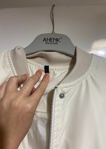 l Beden Bershaka temiz 2 defa kullanıldı ceket