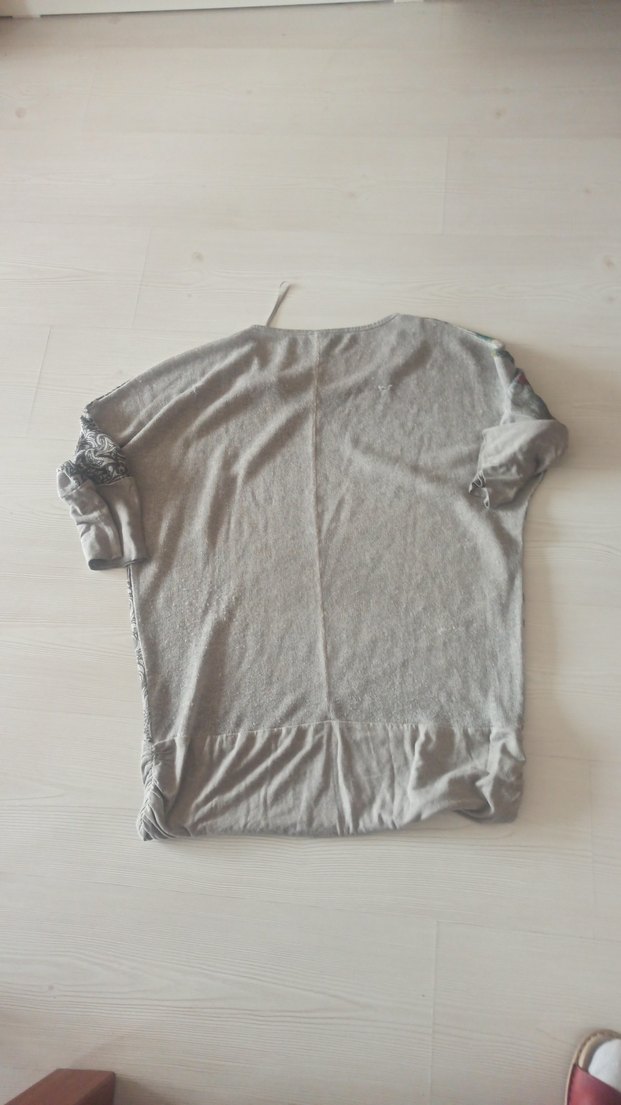 Bohem Desenli GriTişörtü - Görsel 3