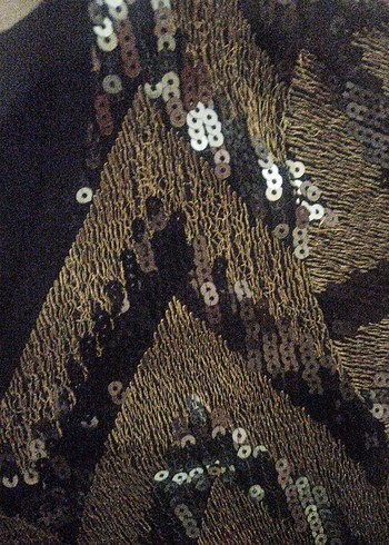 Siyah Mini Payetli V Yaka tisort - Görsel 2