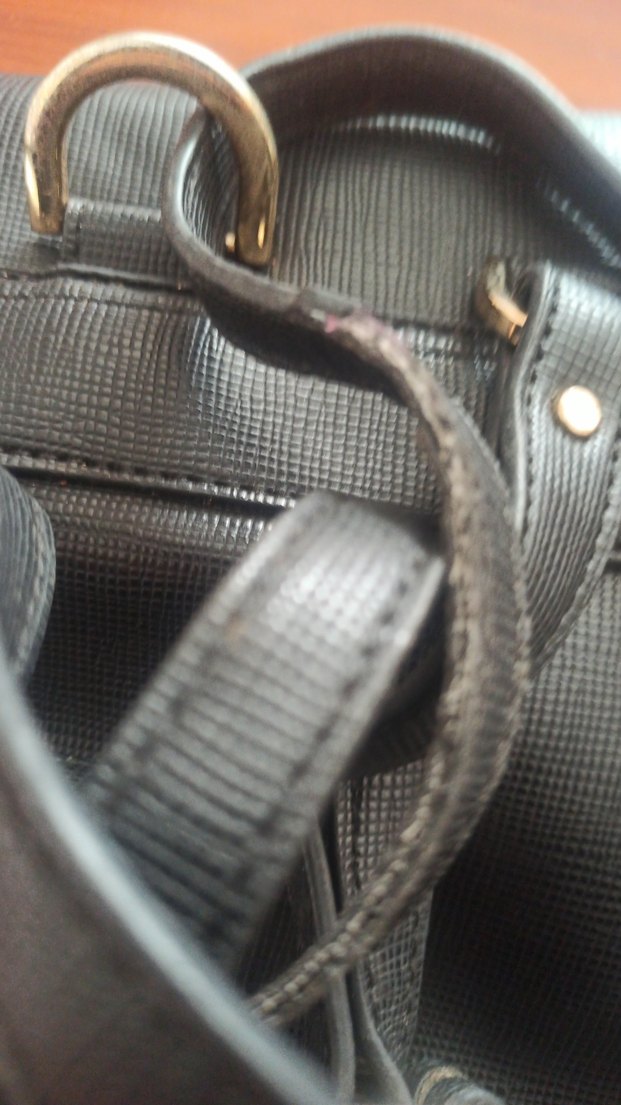 Siyah Deri Tokalı Kadın Sırt Çantası Mango - Görsel 4