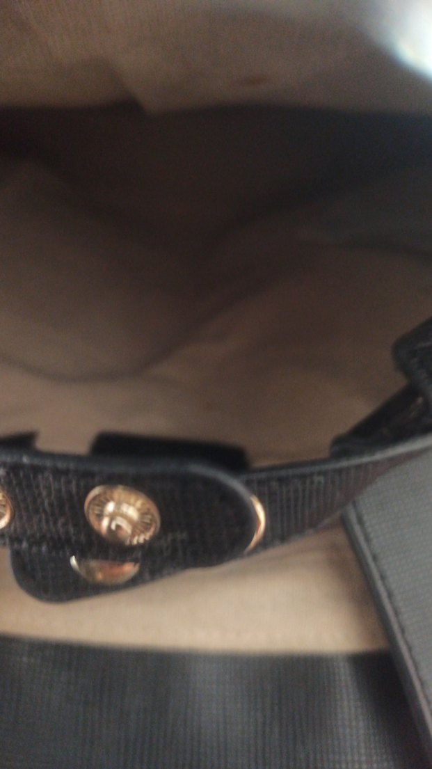 Siyah Deri Tokalı Kadın Sırt Çantası Mango - Görsel 5