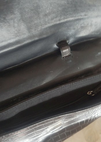 Kahverengi Deri Yılan Derisi Desenli Kadın Çanta Mango markali - Görsel 3