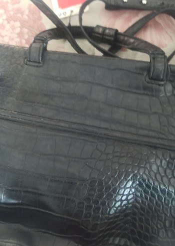 Kahverengi Deri Yılan Derisi Desenli Kadın Çanta Mango markali - Görsel 6