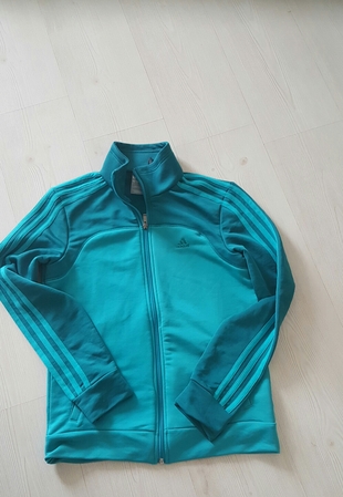 s beden Adidas üst 