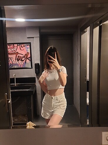 Trendyol & Milla Beyaz mini üst