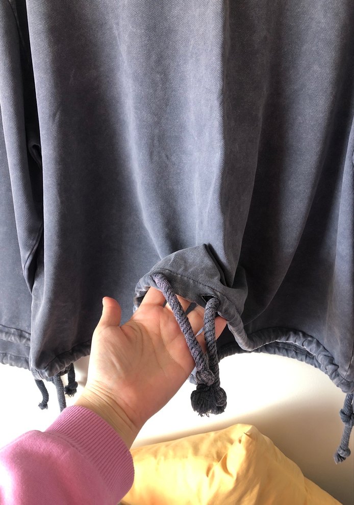 Püsküllü Gri Denim Sweatshirt - Görsel 2