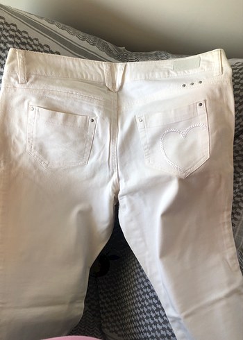 Kadın Beyaz Pamuklu Dar Kesim Pantolon - Görsel 4