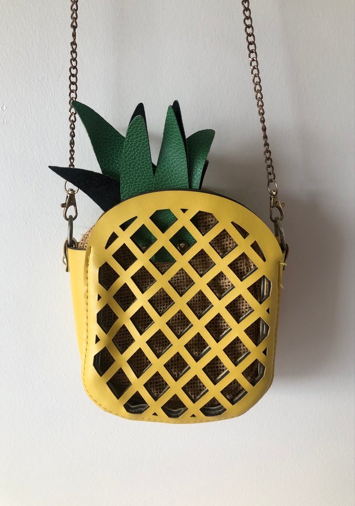 Sarı Ananas Desenli Zincir Detaylı Çanta - Görsel 2