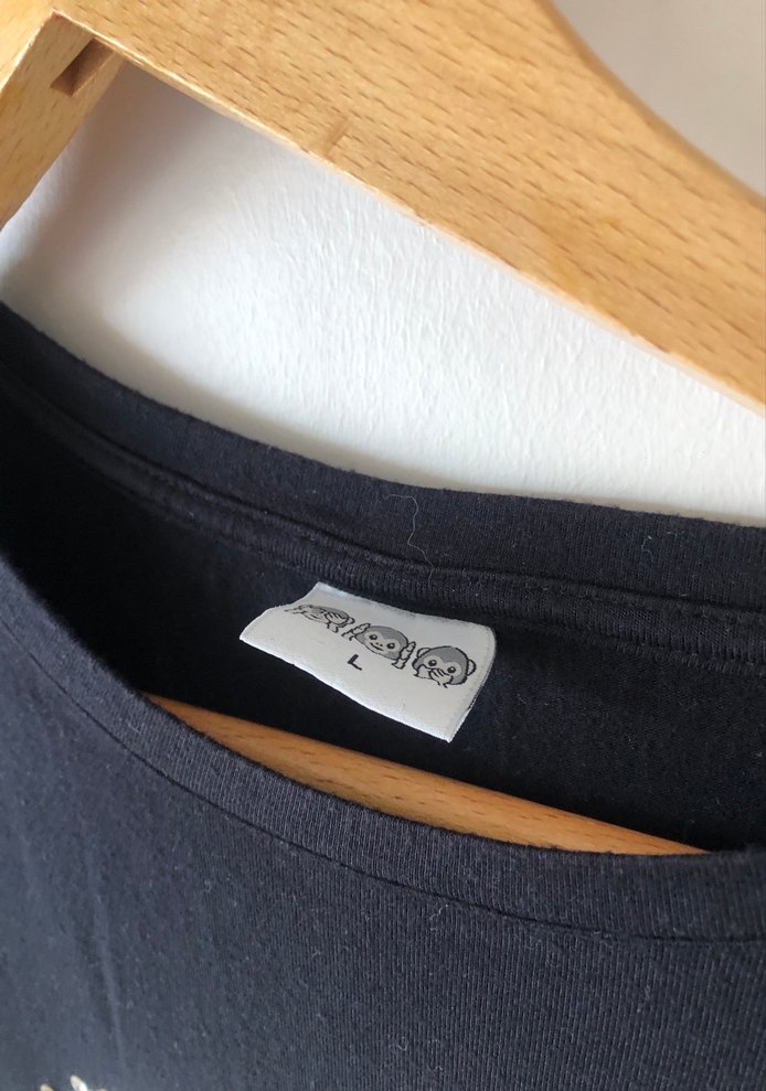 Kadın Payetli Baskılı Siyah Tişört - Görsel 4