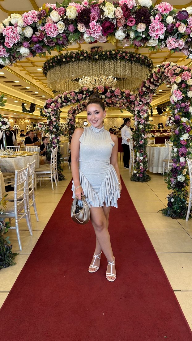 Gri Mini Fırfırlı Straplez Elbise - Görsel 2