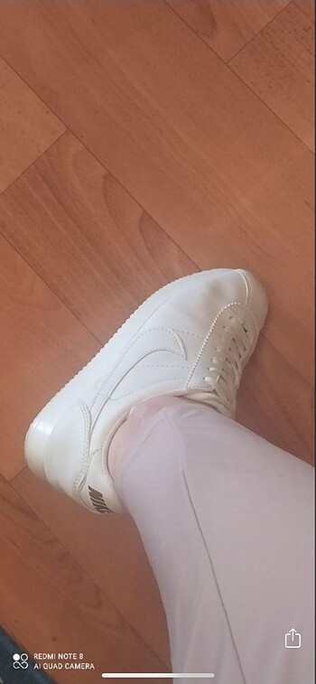 Nike Nike beyaz spor ayakkabı