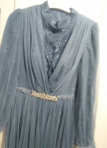 Kuşağı taş detaylı tül tesettür abiye - Görsel 4