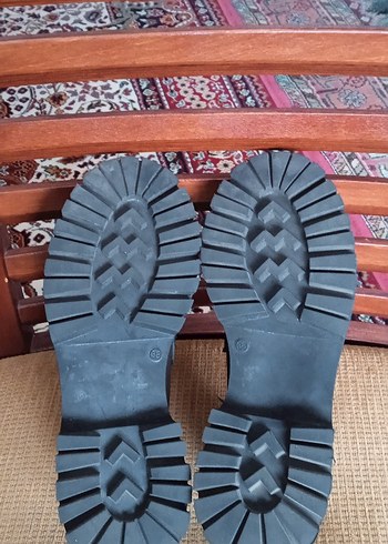 ELLE MARKA GERÇEK HAKİKİ DERİ 38 NO. - Görsel 4