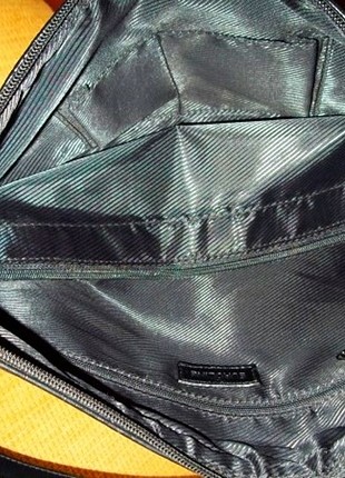  Beden siyah Renk 0 gerçek doğal deri bayan çantası.