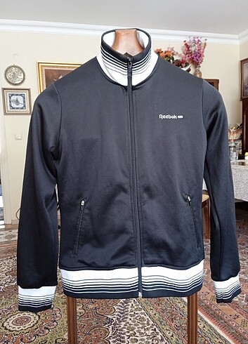REEBOK EŞOFMAN ÜSTÜ (L)