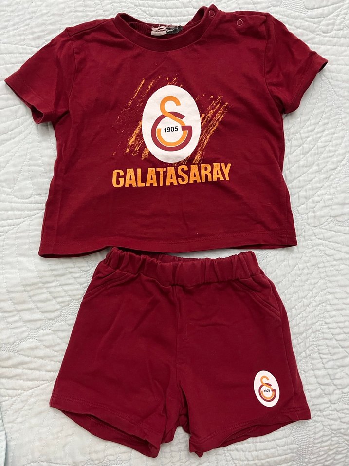 Galatasaray Baskılı Erkek Bebek Kırmızı Takım - Görsel 2
