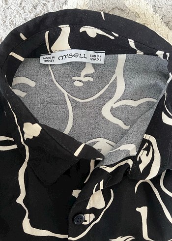 Düğmeli Uzun Kollu Baskılı Siyah gömlek - Görsel 3