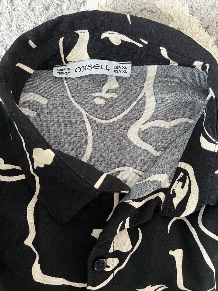 Düğmeli Uzun Kollu Baskılı Siyah gömlek - Görsel 3