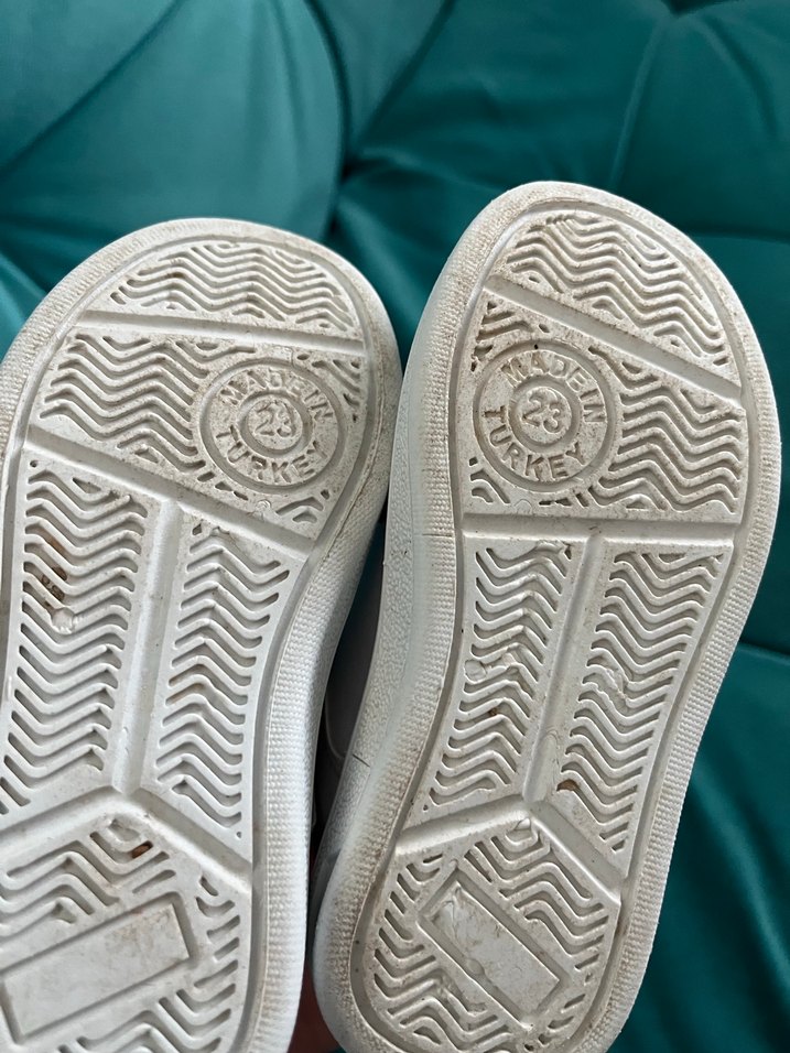 Kız Çocuk Beyaz Cırtcırtlı Spor Ayakkabı - Görsel 3