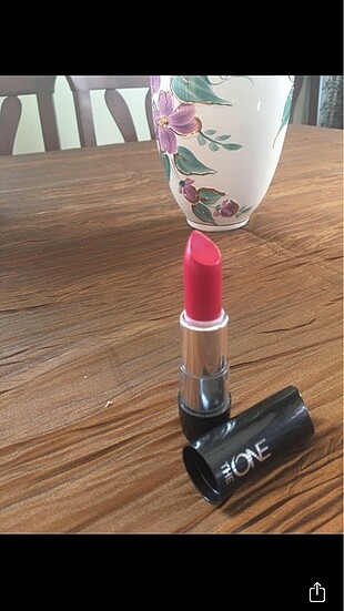 Oriflame One ruj