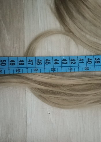 peruk Bej Dalgalı Sentetik Saç Uzantısı - Görsel 2