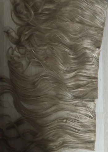 peruk Bej Dalgalı Sentetik Saç Uzantısı - Görsel 4