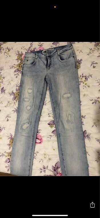 Zara jeans