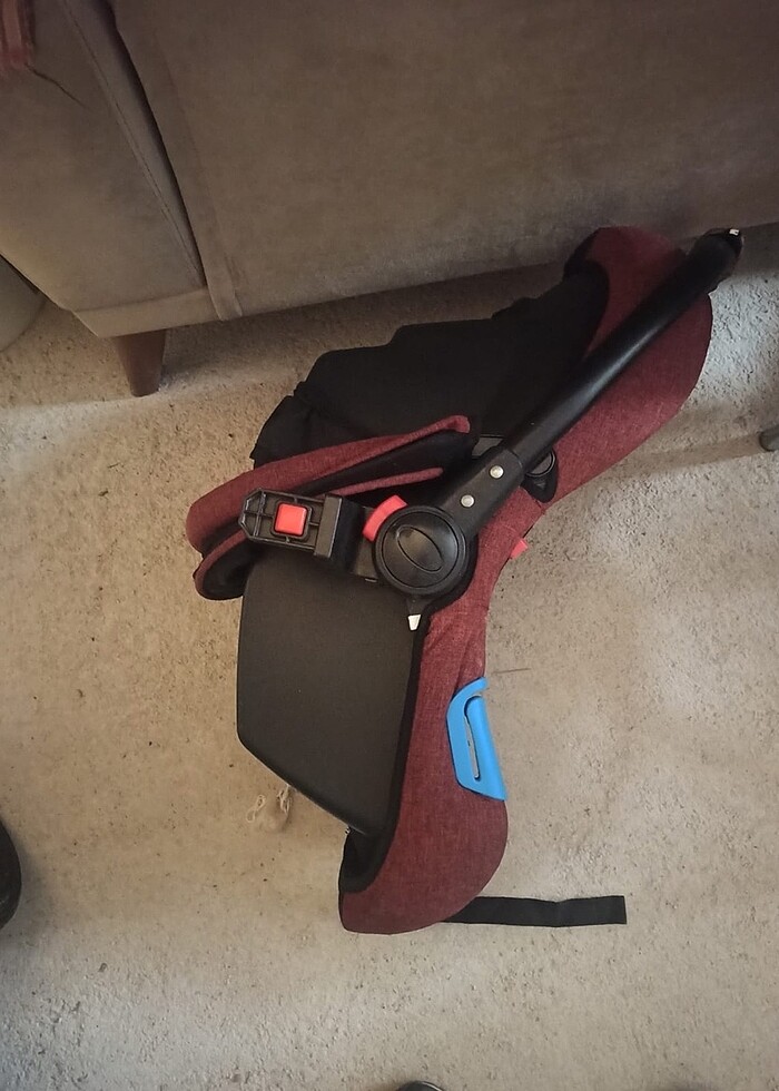 Wellegro Q3 bebek arabası puset dahil tertemiz hiçbir sıkıntısı  - Görsel 4