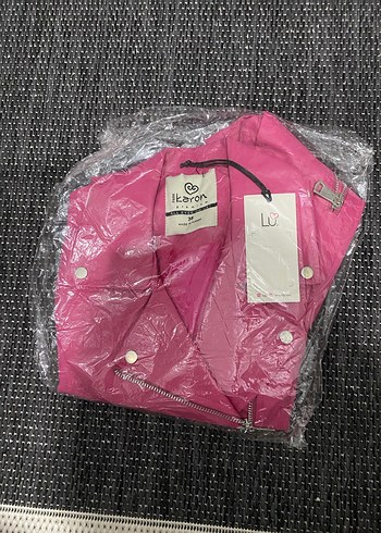 Pembe Kemerli Mini Deri Biker Ceket - Görsel 3