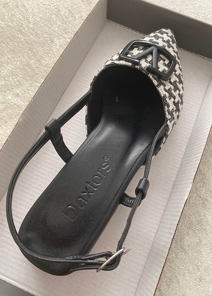 Siyah beyaz babet - Görsel 4