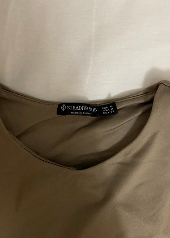 Bej Kolsuz Yüksek Yakalı Body - Görsel 3