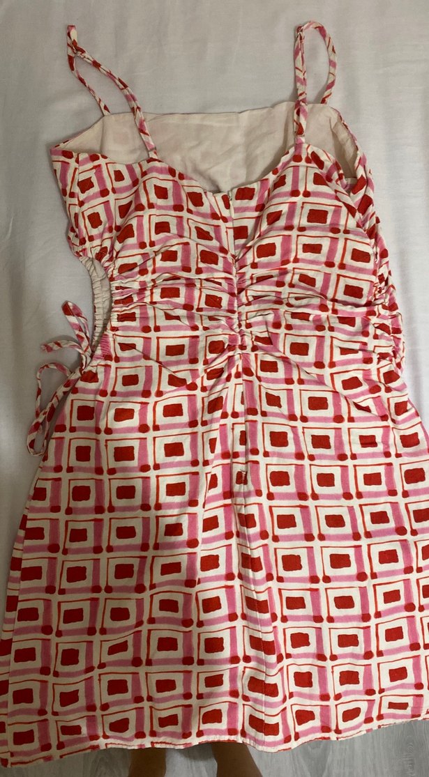 Pembe Desenli Strappy V Yaka Kadın Tulum - Görsel 2