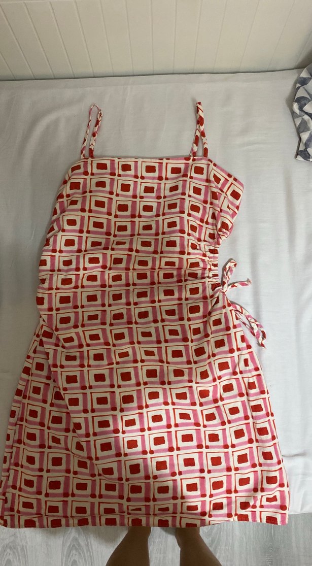 Pembe Desenli Strappy V Yaka Kadın Tulum - Görsel 5