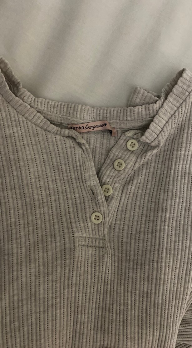 Düğmeli Bej Pijama Takımı - Görsel 2