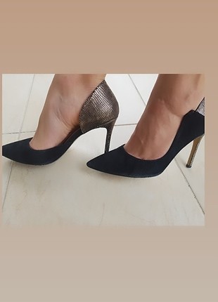 Hotiç Siyah süet stiletto